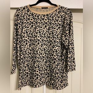 Amazon-Blooming Jelly leopard print shirt